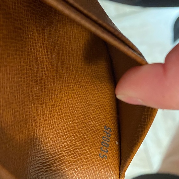 ❌Sold❌ LV wallet. Porte Monnaie Trésor - Picture 5 of 16